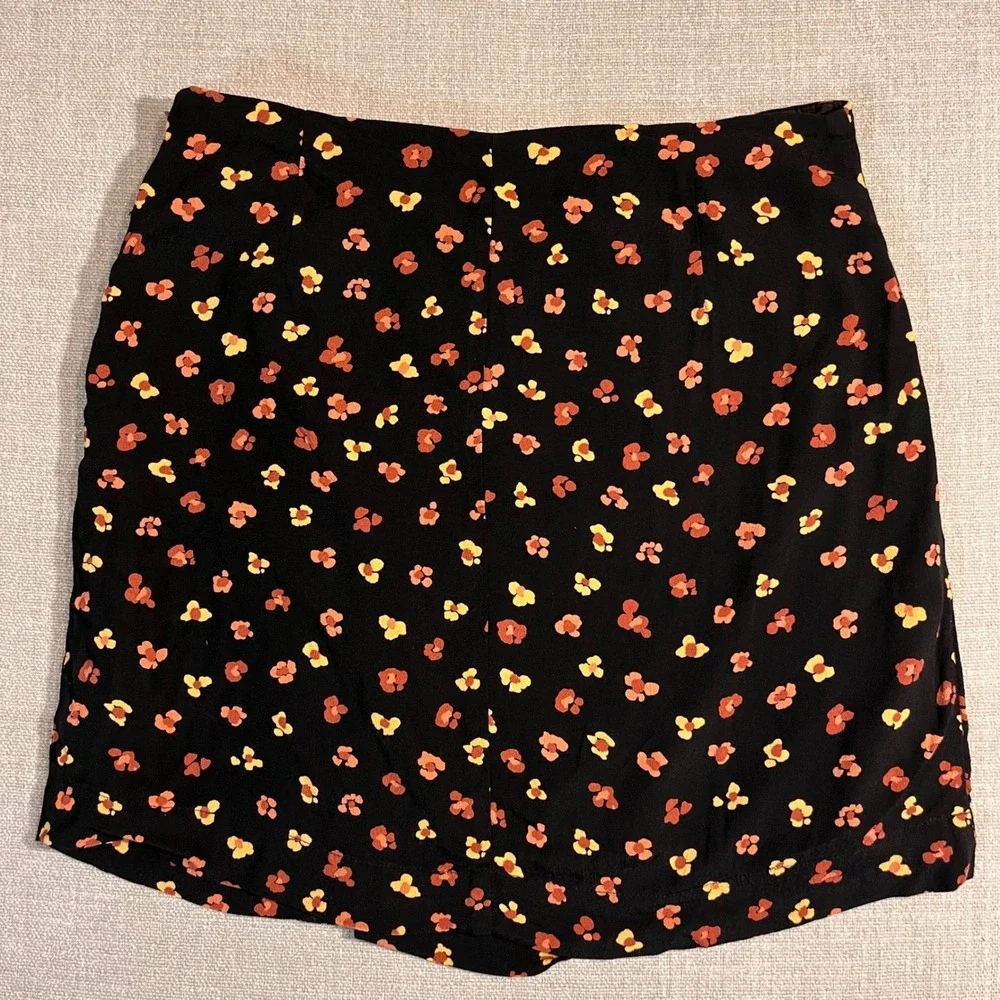 Madewell Black Floral Print‎ Button Front A-Line Mini Skirt Size 6